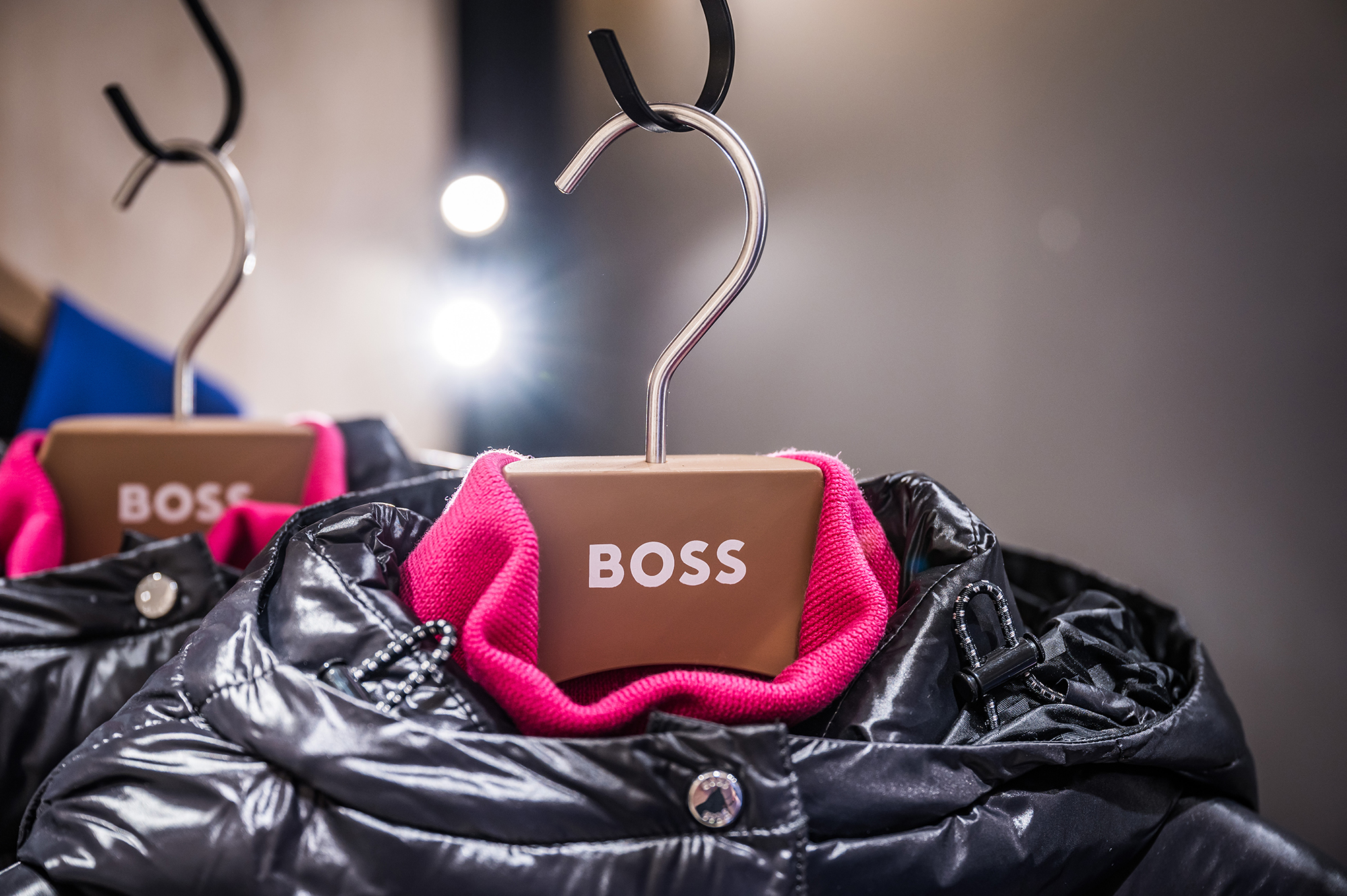 Hugo Boss Aktie – Q3 2025 Analyse: Solides Ergebnis trotz Gegenwind, Digitalisierung & Markenstrategie im Fokus
